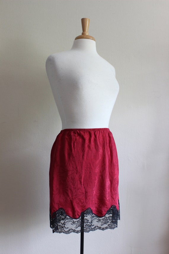 Vintage Black Lace Trim Red Silk Slip Skirt - image 7