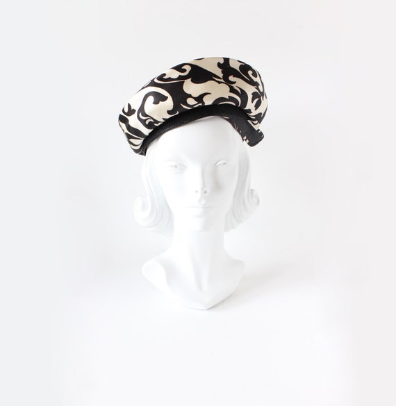 Vintage Navy Blue Straw Velvet Hat Studio Style Caspar Davis of Hollywood 1950\'s Vintage 1950s navy straw - Gem main image 2