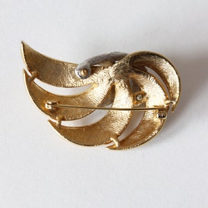 Vintage Goldtone & Silvertone Etched Mixed Metals Brooch image 3