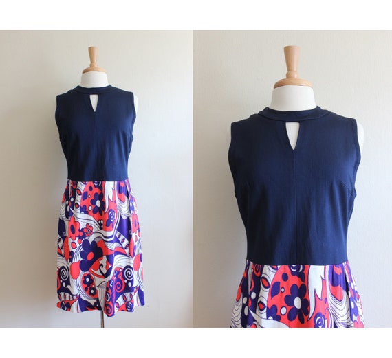 Vintage 1960s Red, White, and Blue Floral Mod Dre… - image 1