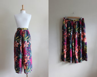 Vintage Ashleigh Morgan Floral Print High Rise Culottes