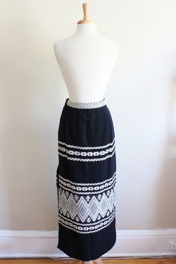 Vintage Lanza Mex Black & White Woven Chevron Max… - image 5