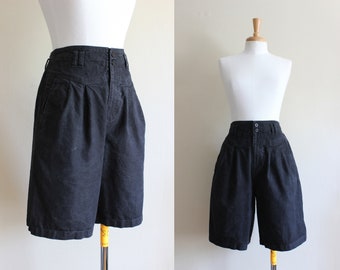 Vintage Gitano High Rise Faded Black Pleated Shorts