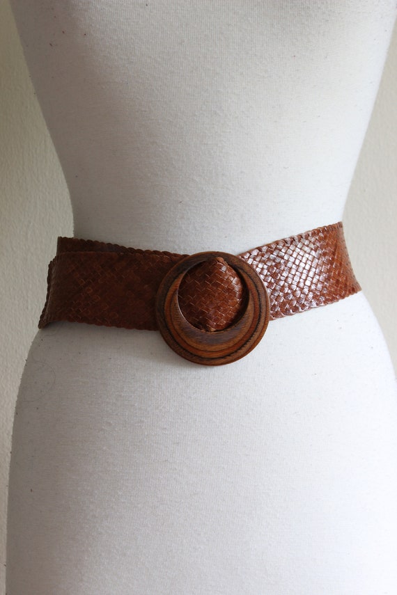 Vintage Liz Claiborne Brown Leather Woven Belt wit