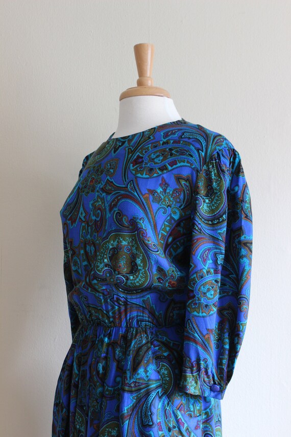 Vintage 1980s Green & Blue Paisley Midi Dress - image 7