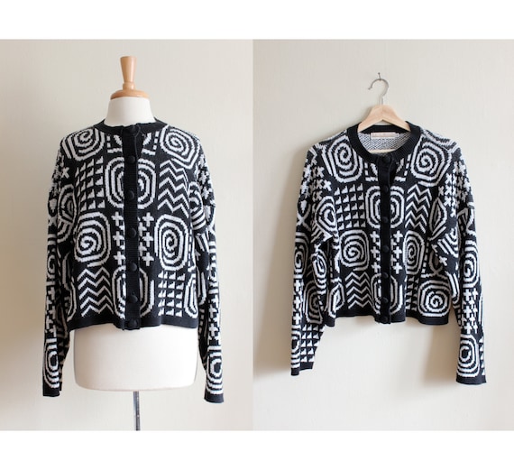 Vintage Black & White Graphic Knit Cardigan Sweate