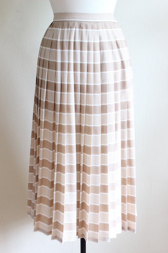 Vintage Jaeger Beige & White Stripe Pleated Midi … - image 3