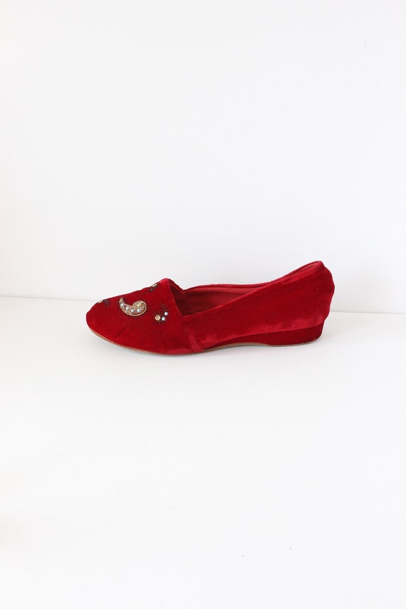 Vintage Oomphies Red Velvet Beaded Slippers, size 