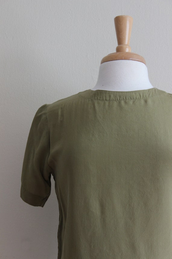 Vintage Olive Green Silk T-Shirt Top - image 4