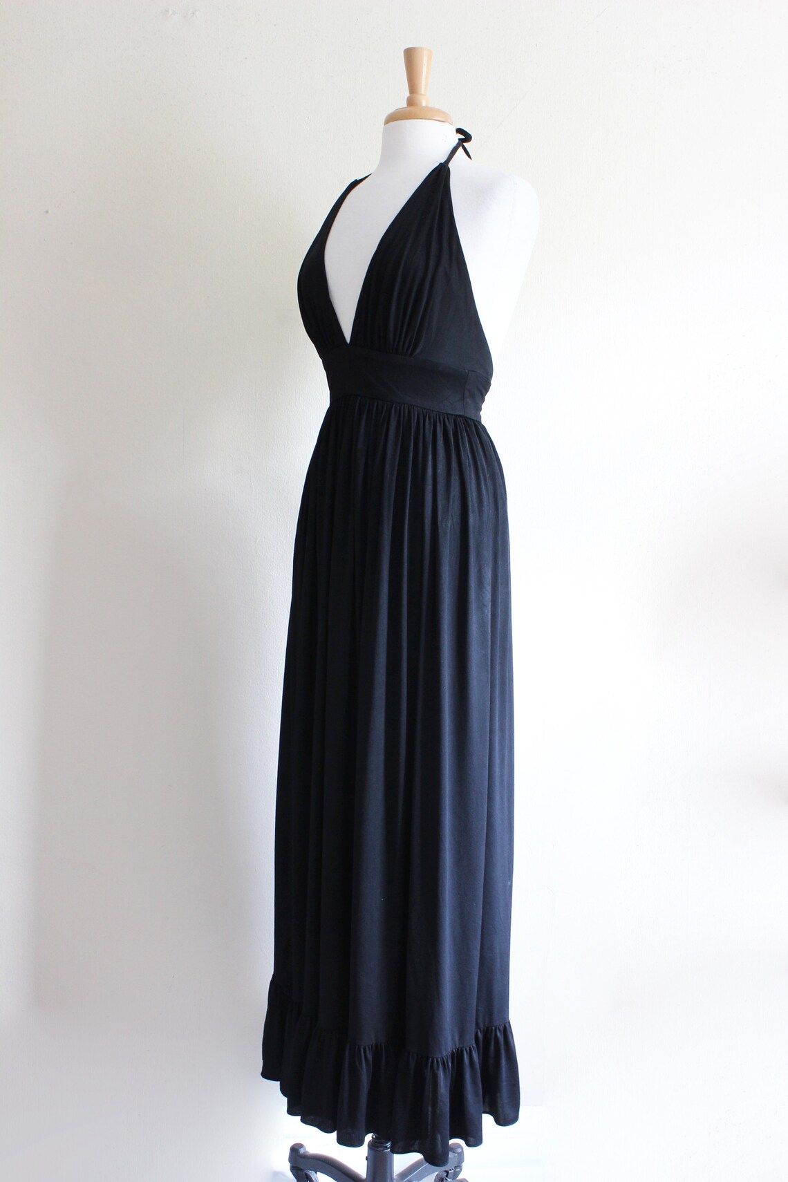 Free People Dresses Black Floral Maxi Dress | Maxi dress, Floral maxi dress, Black floral maxi dress