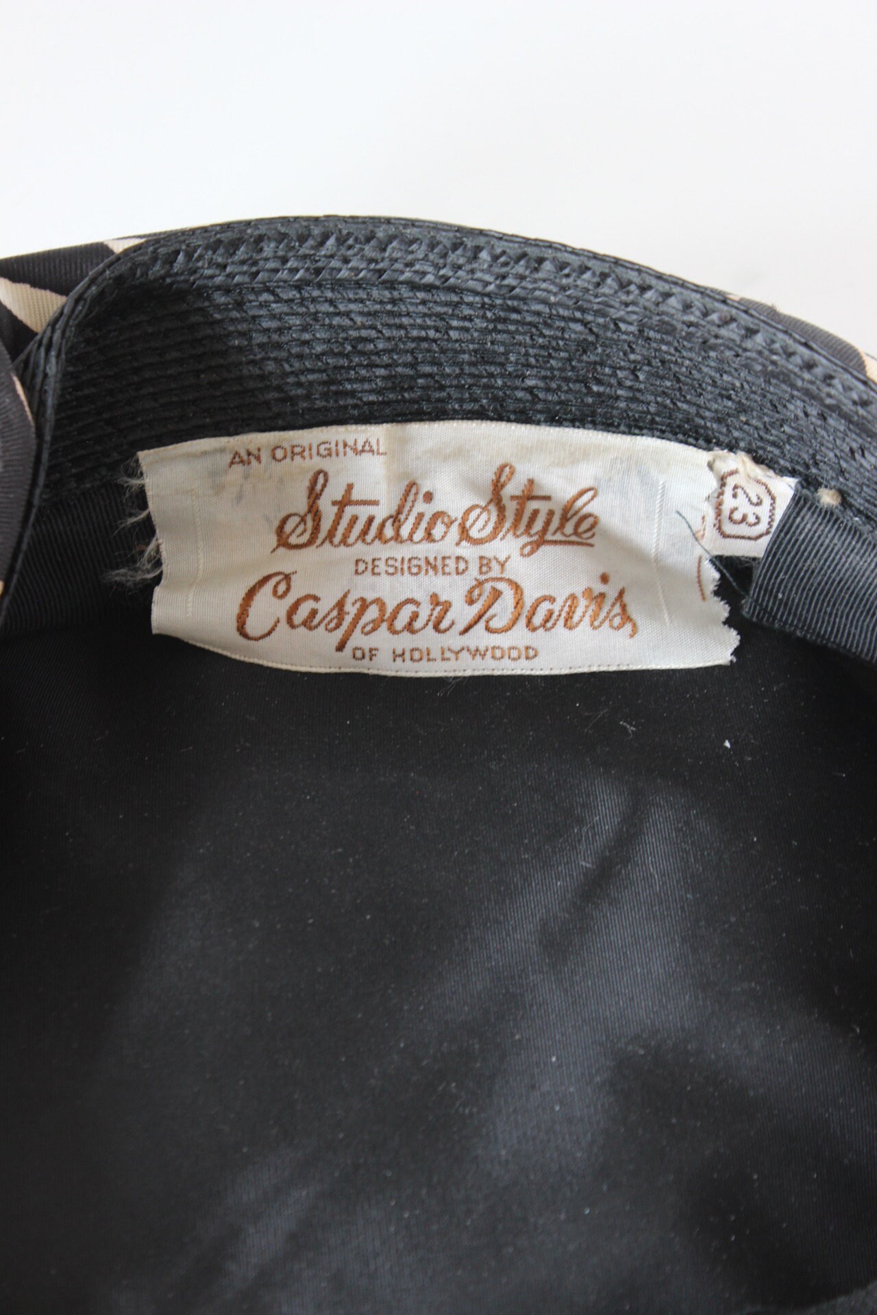 Vintage Navy Blue Straw Velvet Hat Studio Style Caspar Davis of Hollywood 1950\'s A beautiful 1950 main image 4