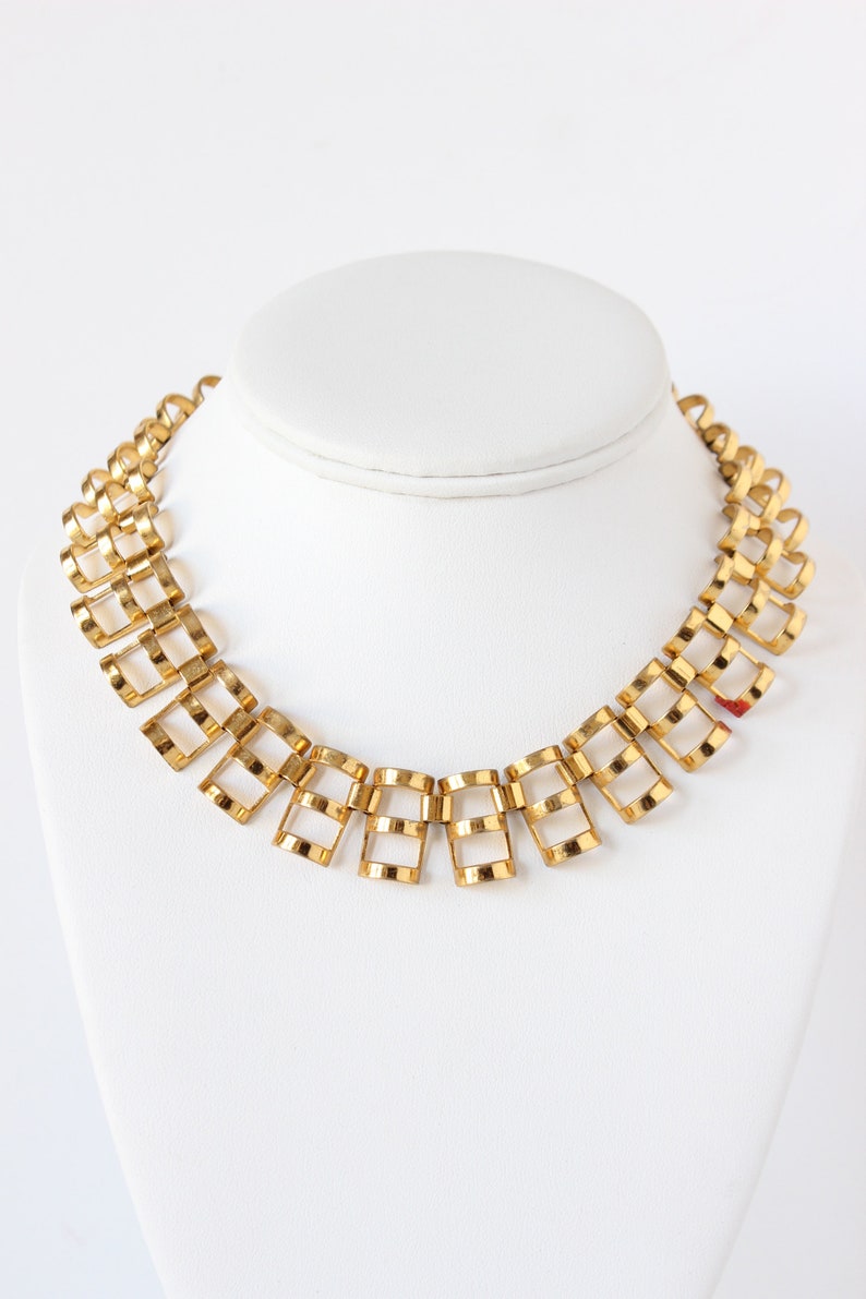 Vintage Gold Tone Dimensional Link Necklace