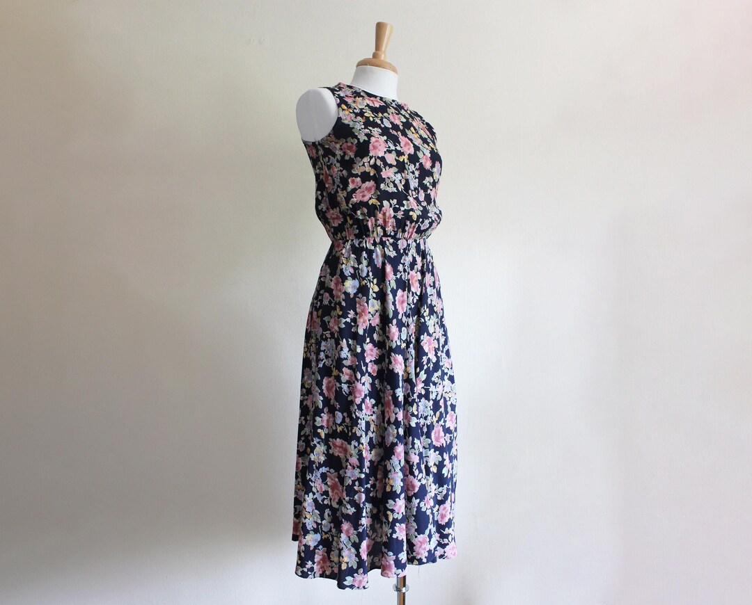 faux leather corset dress instock:M Bell Sleeve Chiffon Dress Color:18