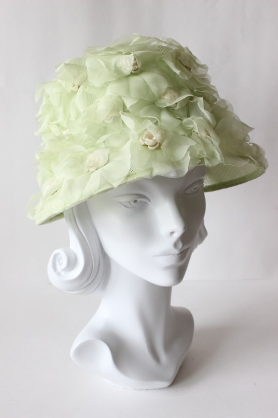 1960s Hat / Vintage Pistachio Green Floral Bucket… - image 2