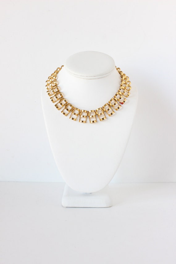 Vintage Gold Tone Dimensional Link Necklace