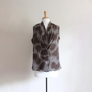 Vintage Animal Print Drape Collar Sleeveless Silk Top