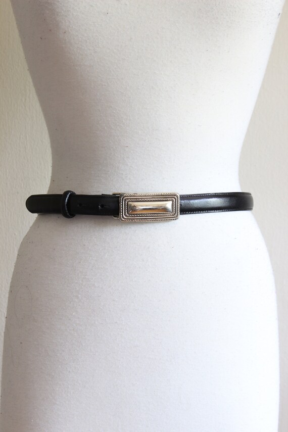 Vintage 90’s leather silver chunky buckle belt 🖤