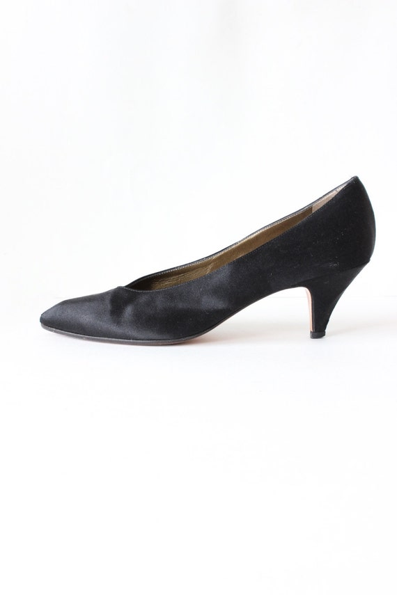 Vintage 1980s Yves Saint Laurent Black Satin Pump… - image 1