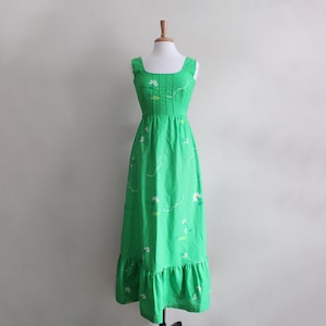 Vintage 1960s Malia Honolulu Daisy & Lily Pad Print Maxi Dress