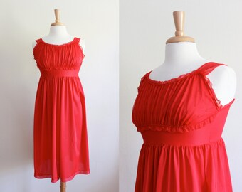 Vintage Munsingwear Red Empire Waist Ruffle Nightgown