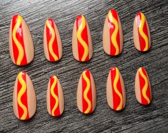 NEW! Hot Dog with Toppings press-on Nails