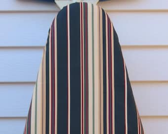 Housse de Table à Repasser, Rayure Vert Bordeaux Tan