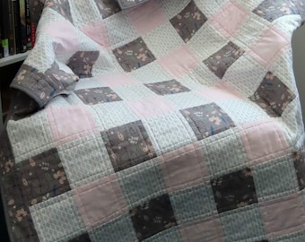 Handmade Gingham Lap Quilt – Vintage Inspired Patchwork, Eco-Friendly