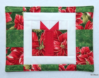 Christmas Mug Rug, Snack Mat, Coaster, Candle Mat, Gift Box with Red Bow