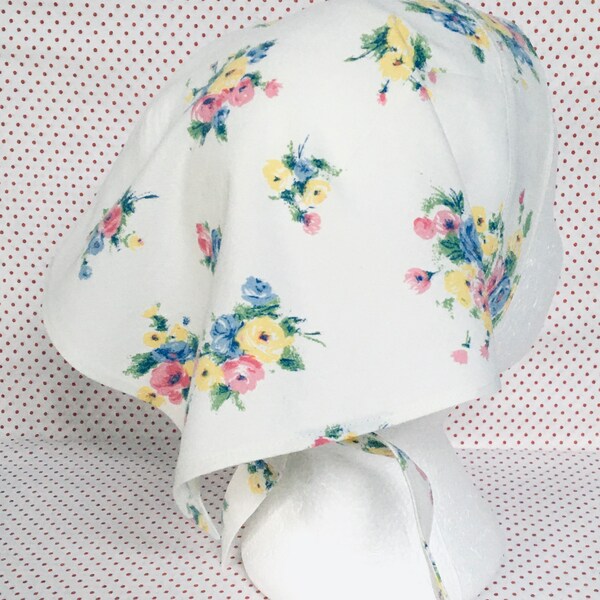 Headband Kerchief, Adult Triangle Head Scarf, Bandanna, Upcycled Vinatge Sheet, White with Blue Pink Yellow Green Floral