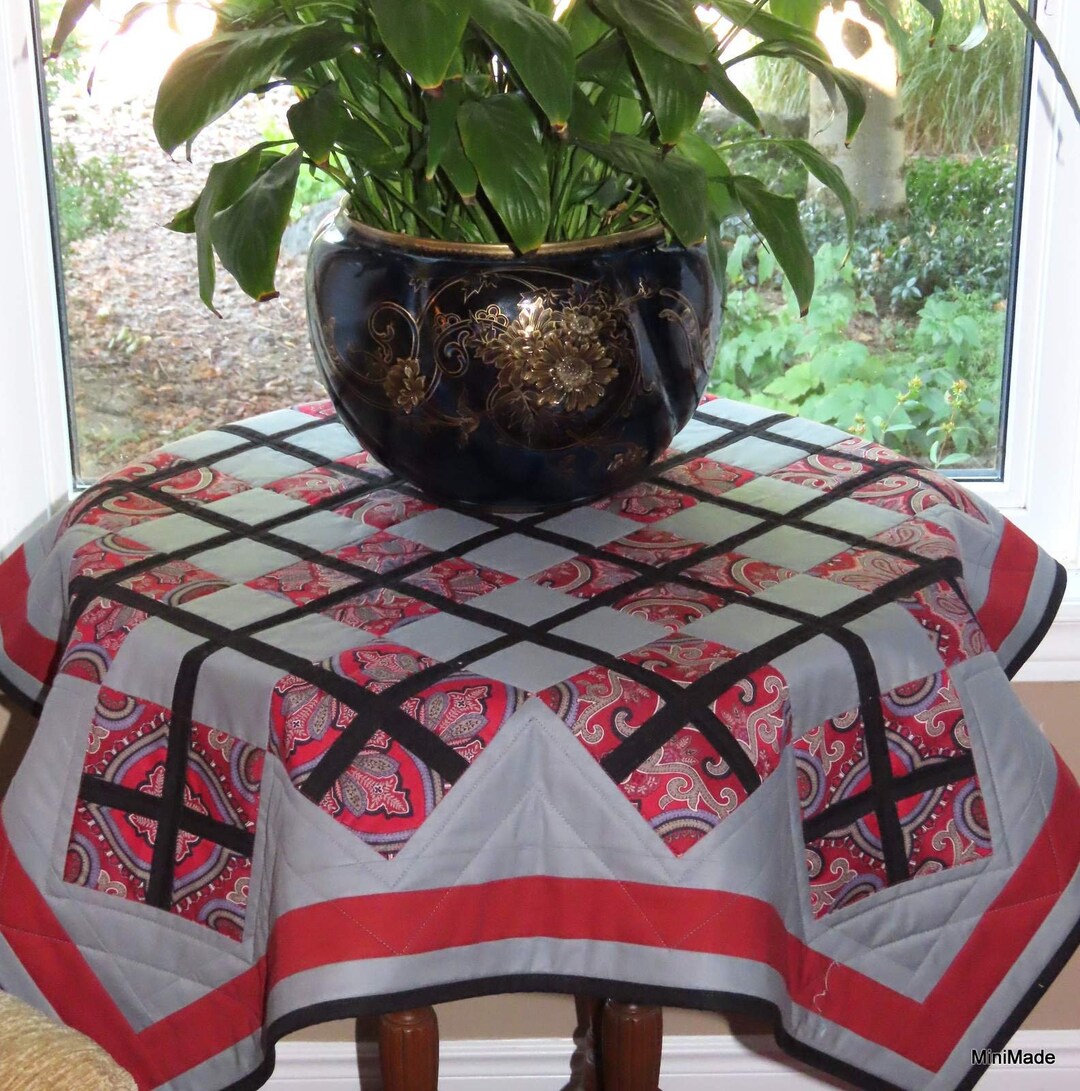 Reversible Quilted Table Topper Centre Mat Wall Art Quilt Etsy