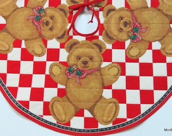 Christmas Tree Skirt, Quilted, Teddy Bears on Red & White Checkerboard