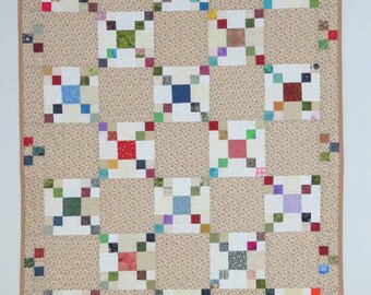 Courtepointe Le chat chaton du coin, jetée, imprimés vintage calicot décoiffés