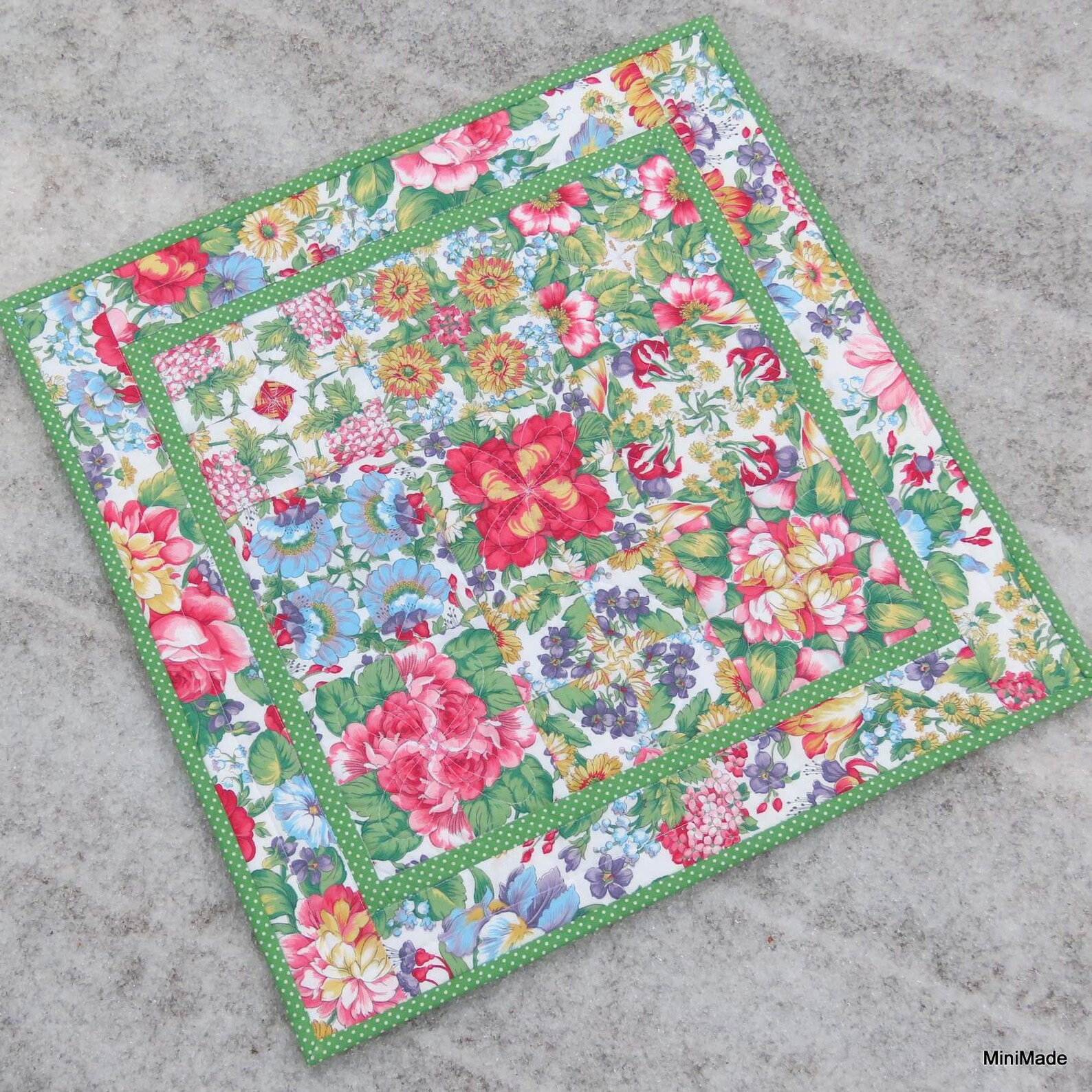 Quilted Table Topper Centre Mat Wall Hanging One Block Etsy