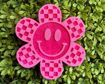 Checkered Smiley Flower Freshie