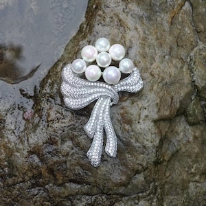 Baroque Pearl Brooch, AAA Cultured Pearl & Crystal Wings, 18K Gold Plated, Hypoallergenic Jewelry, Anniversary Gift for Her