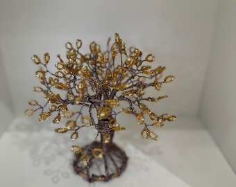 Baum aus Perlendraht