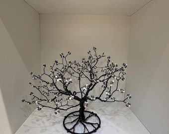 Baum aus Perlendraht