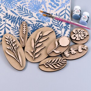 Kit de manualidades para niños | Pintura para tela DIY segura + sello de madera | Proyecto de arte para el hogar o el aula | Herramienta creativa para clases y diversión. Comprar