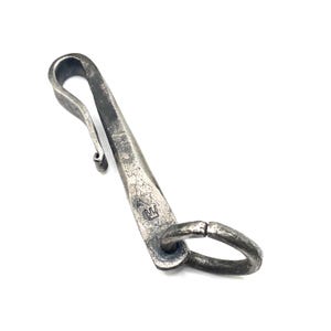 Gancho de cadena para billetera forjado a mano