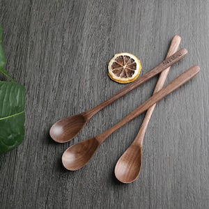 2pcs Walnut Stirring Spoon,Vintage Multi-Purpose Stir Spoon,Cocktail Mixer,Custom Name Engraving, Ideal for Home,Coffee Shop & Bar Use