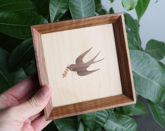 Personalized Walnut Wood Swallow Ornament: Engraved Bird Home Decor