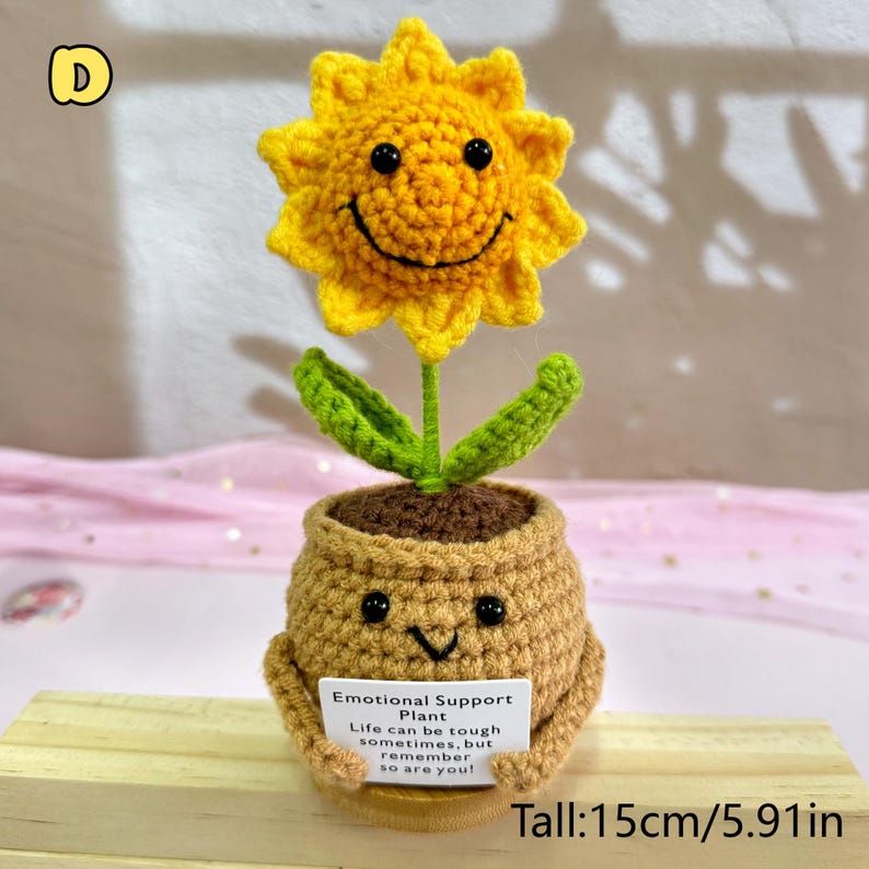 Nuevo set de regalo de apoyo emocional: flores de crochet hechas a mano en maceta (girasol/margarita), decoración de escritorio con flores de crochet, regalo para ella y para el Día de la Madre. D