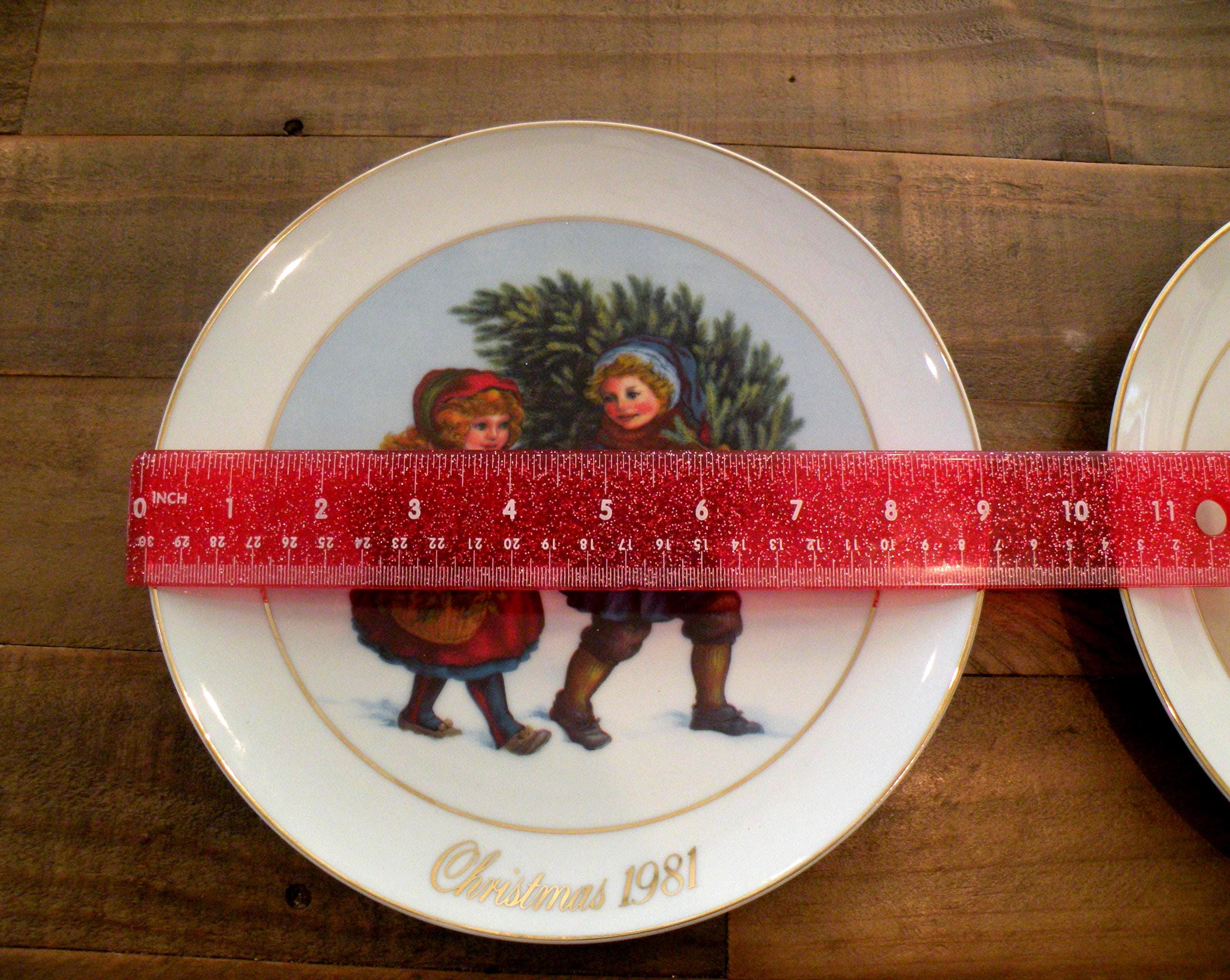 1981 Christmas Plate - Etsy