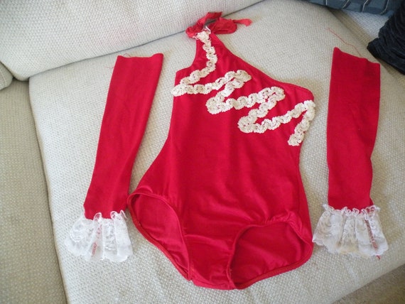 Girls dress-up costume, red dance costume, vintag… - image 1