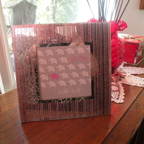 4x4 Clear Flip Frame