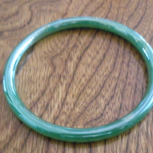 Green Glass Iridescent Bangle Bracelet, Jade Color Vintage Costume Jewelry