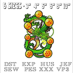 以下が含まれることがあります： 黄色とオレンジのドラゴンボールのデザインが施された緑のドラゴン。ドラゴンはドラゴンボールの周りに巻き付いている。画像には「6 SIZES - 3" 4" 5" 6" 8" 10" DST EXP HUS JEF SEW PES XXX VP3」というテキストが含まれています。