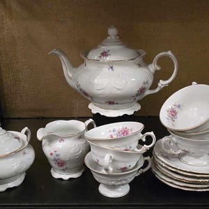 Wawel porcelain tea set - cups with saucer - teapot - milk & sugar set - made in Poland