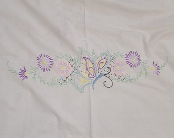 Vintage Embroidered Table Runner Butterfly Flowers Pastels Vintage Table Linens