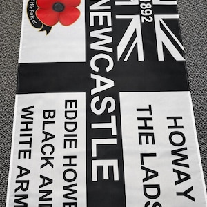 Newcastle Utd flag 5FT x 3FT flag. FREE DELIVERY. Brand New in stock. Newcastle United flag image 1